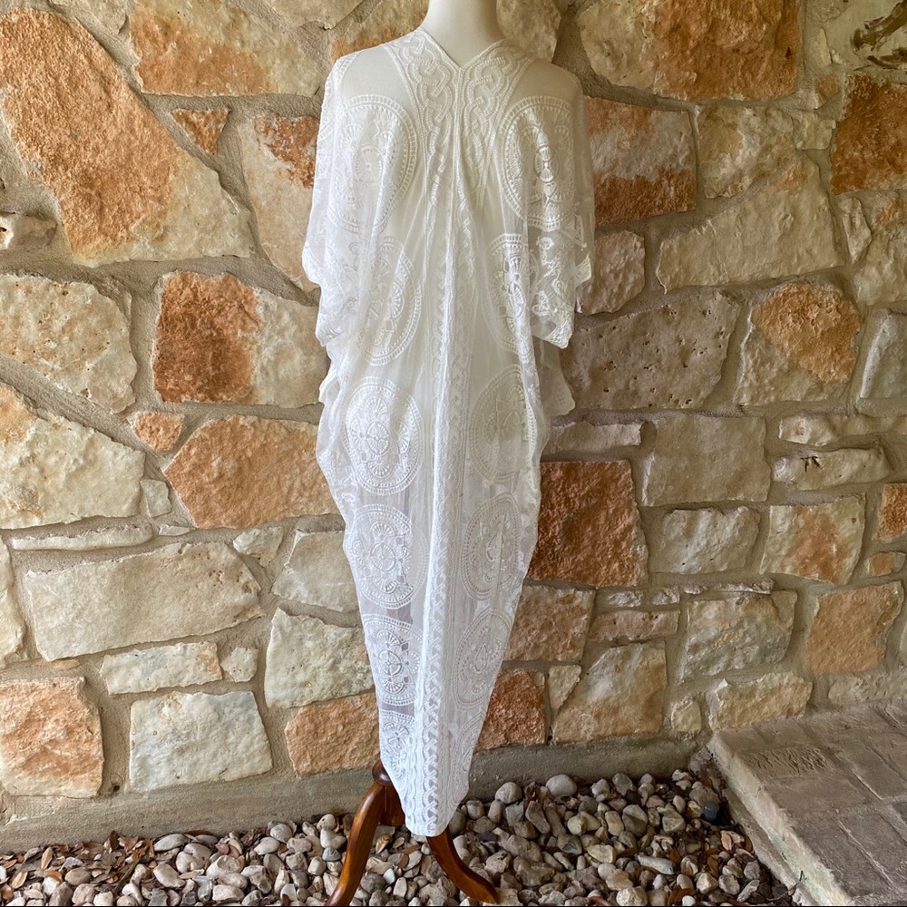 The Sayulita Kaftan Coverup - Picture 8 of 8